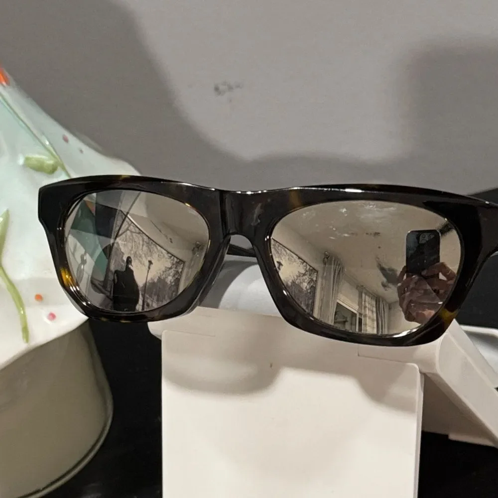 Givenchy GV40026U Square Sunglasses brown tortoise frame mirrored lenses unisex